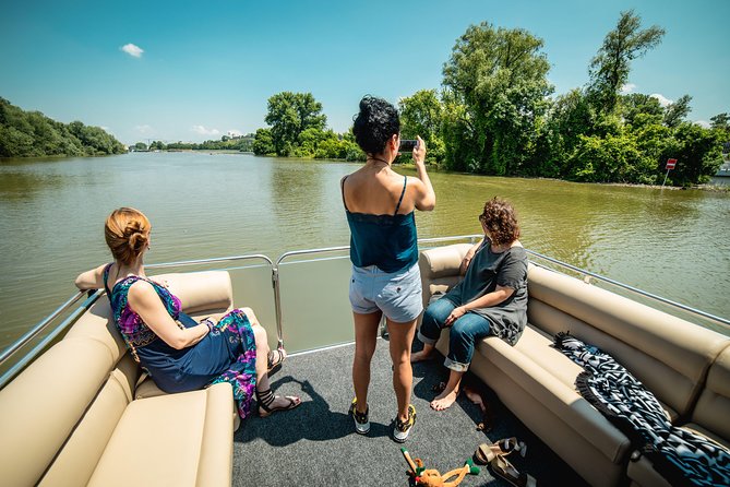 2 hours / Sightseeing Boat cruise Drinks Included - Great War Island and the quiet side of Belgrade