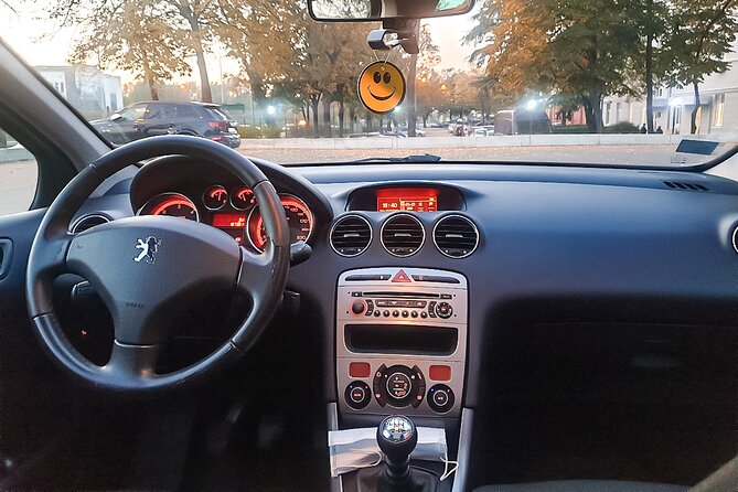 Airport Transfer in Belgrade, Serbia - Extra stops, water, and second addresses