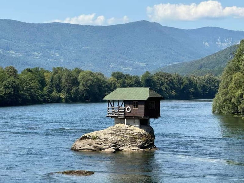 Belgrade: Best of West (Drina House, Drvengrad and Sargan 8) - Key points to know before booking