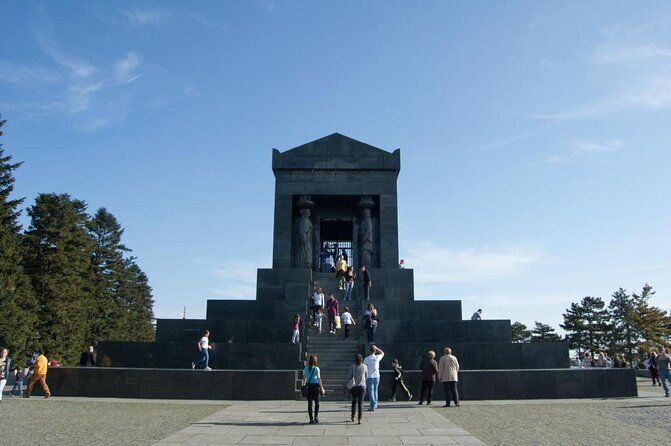 Belgrade Big Tour: Top Attractions and Belgrade Neighborhoods - Key points to know before booking