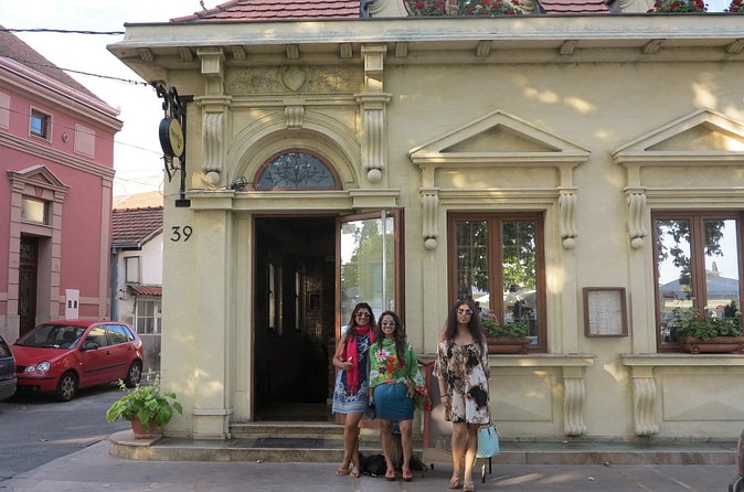 BELGRADE BUS AND WALKING TOUR, Experience daily life - Why the walking matters more than the bus