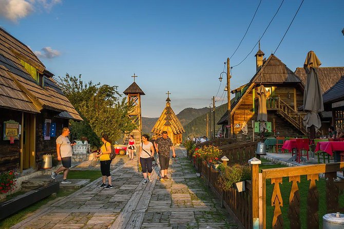 Belgrade: Mokra Gora, Šargan 8, Drina river house Full Day Tour - Riding the Šargan Eight railway