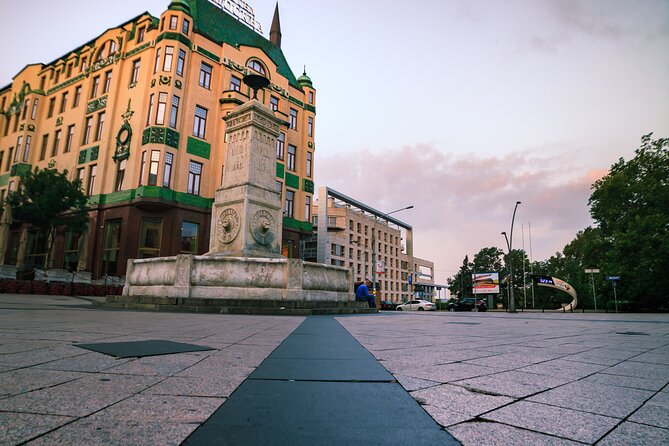 Belgrade Private Walking Tour with a Local - Food, photos, and small acts of care