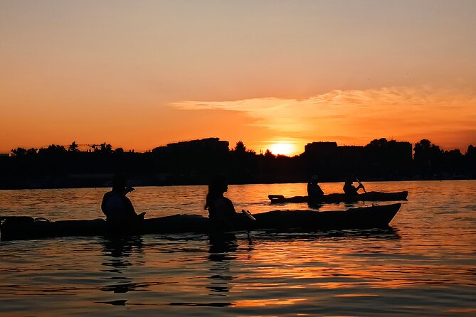 Belgrade sunset kayak tour - An easy introduction before the river opens up