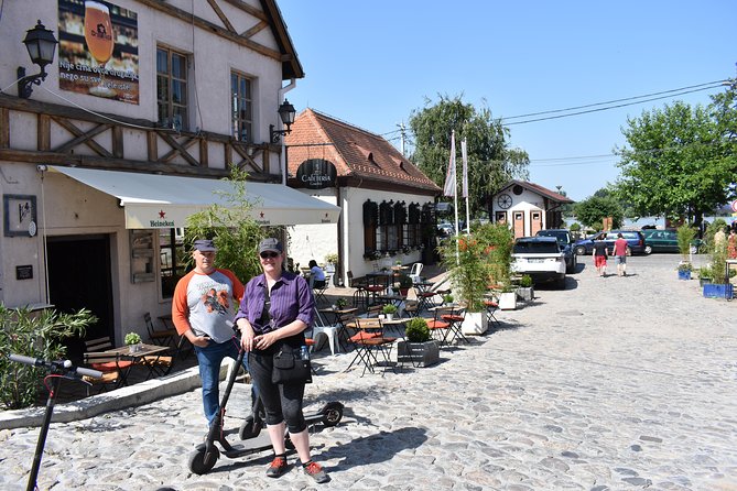 E-Scooter Zemun Tour - The guides and the feel of the group