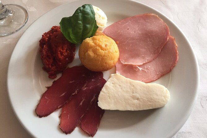 Food and culture tour in Belgrade - How the guides shape the four hours