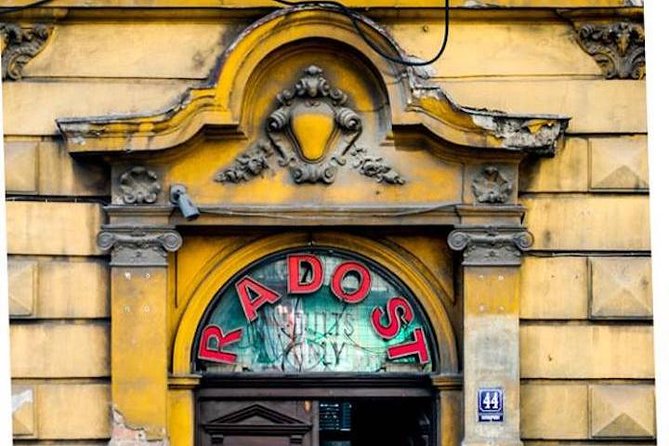 Inside the Contrasts of Belgrade - Meet the Exciting Savamala Quarter - What the 90 minutes really gives you