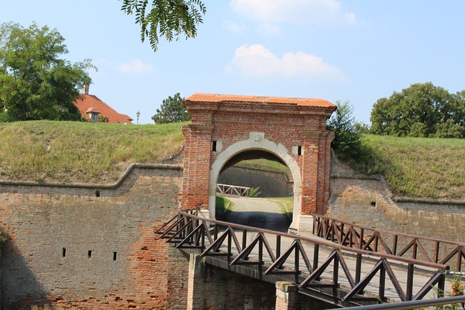 Novi Sad and Sremski Karlovci private tour with wine tasting - Private transport changes the pace