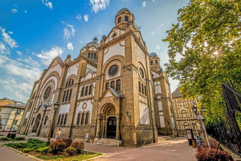 Novi Sad: Walking Tour city center and Petrovaradin Fortress - Matica Srpska and the meaning of Serbian culture