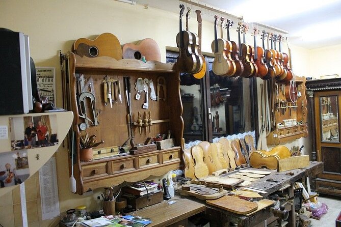 Private Day Trip/Transfer Tour from Belgrade to Timisoara - Inside Jan Nemeček’s Violin Workshop