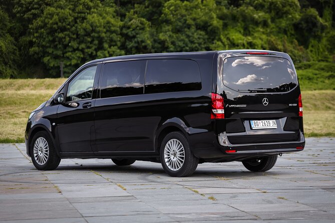 Private Transfer - Airport pickups and the first ride in Belgrade