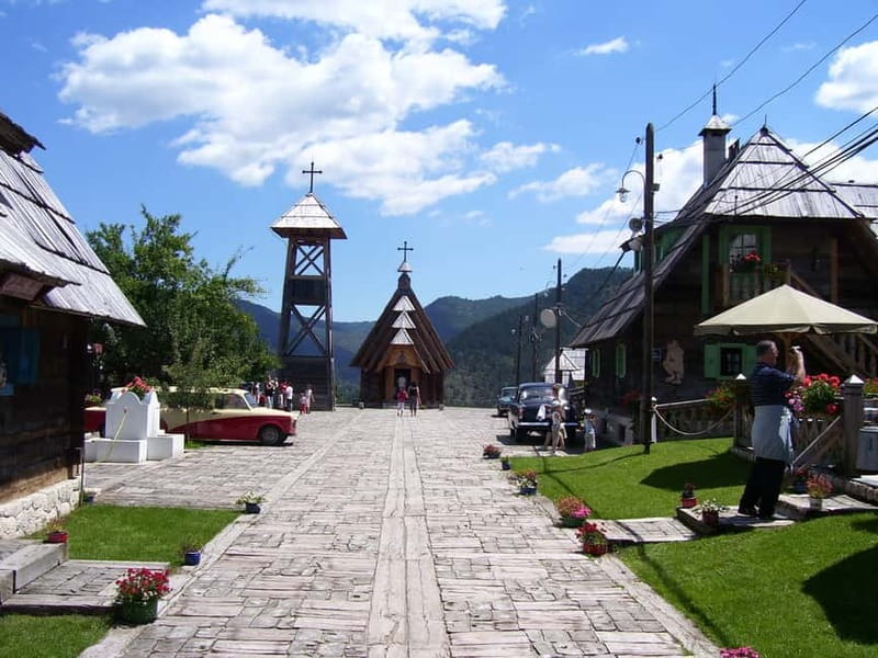 Western Serbia 1-Day Tour of the Key Sites from Belgrade - The Šargan Eight railway through Mokra Gora