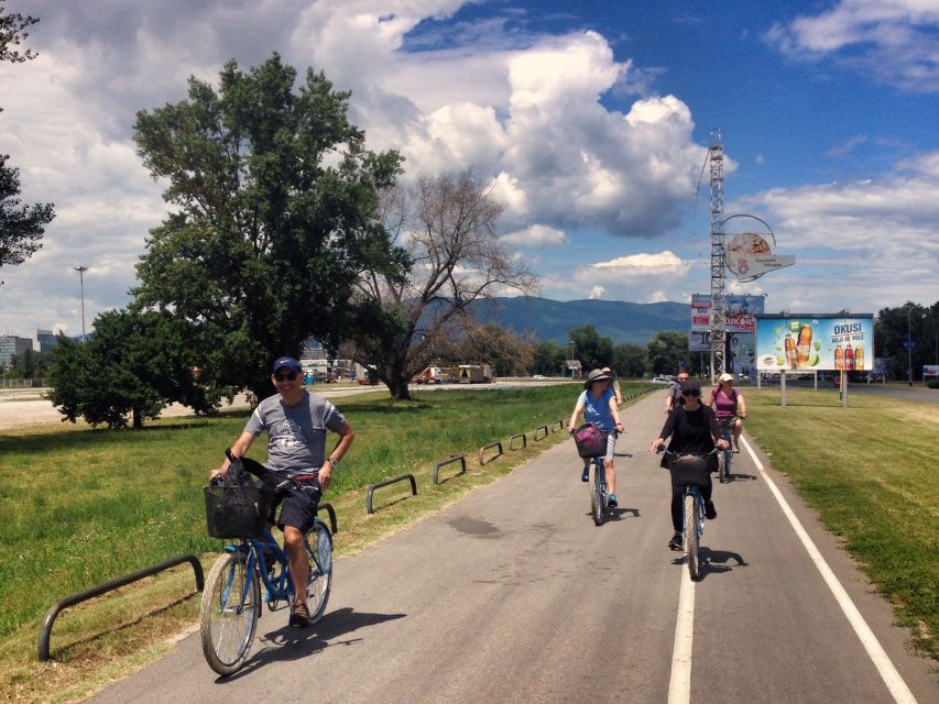 Zagreb: 2.5-Hour Cycle Back to Socialism Tour - Contemporary art in New Zagreb