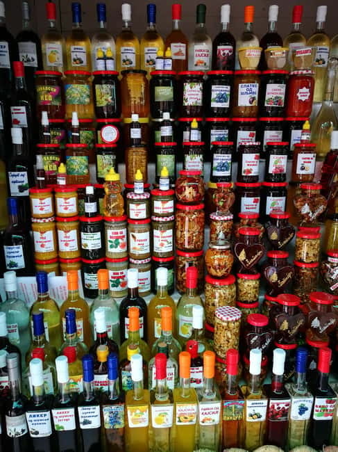 Zlatibor tour - Gold gondola, Stopic cave, Sirogojno & falls - Lunch and a taste of village food